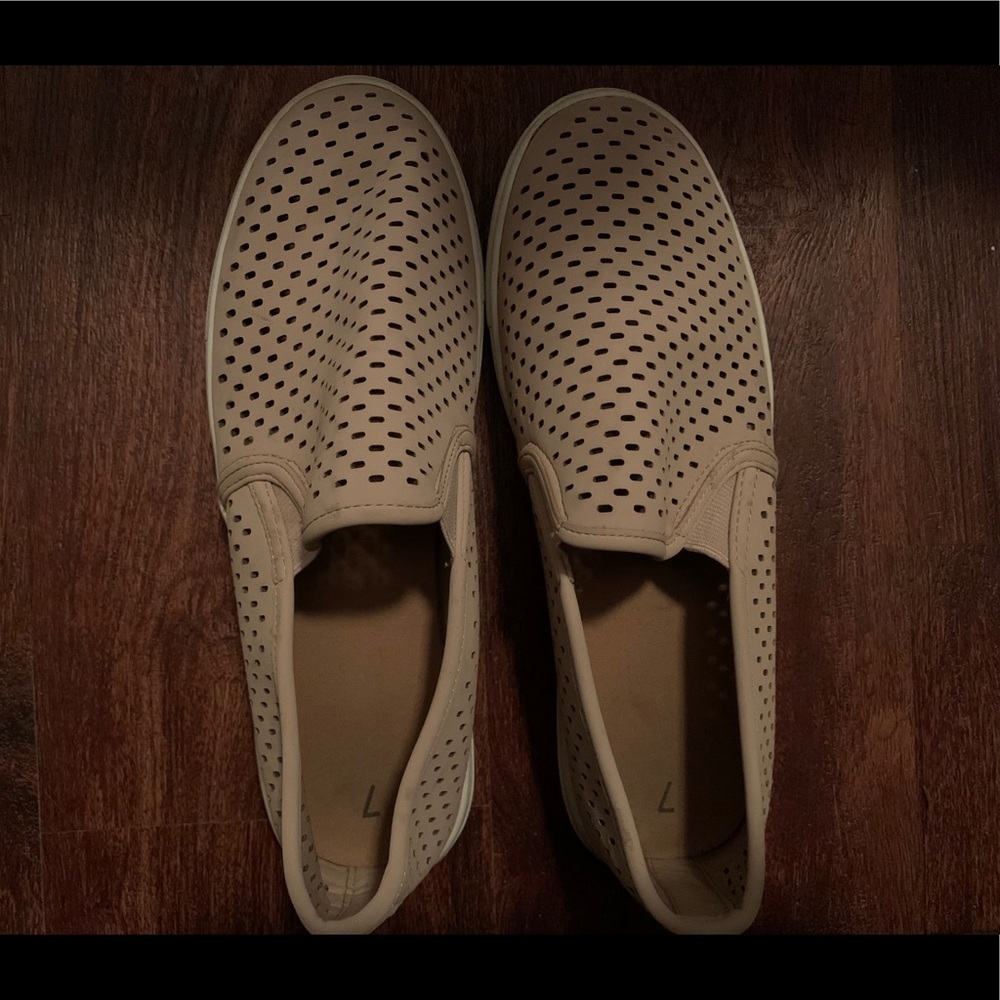 Women’s slip on sneakers pink